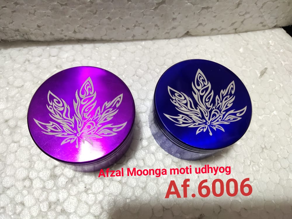 metal herb grinder